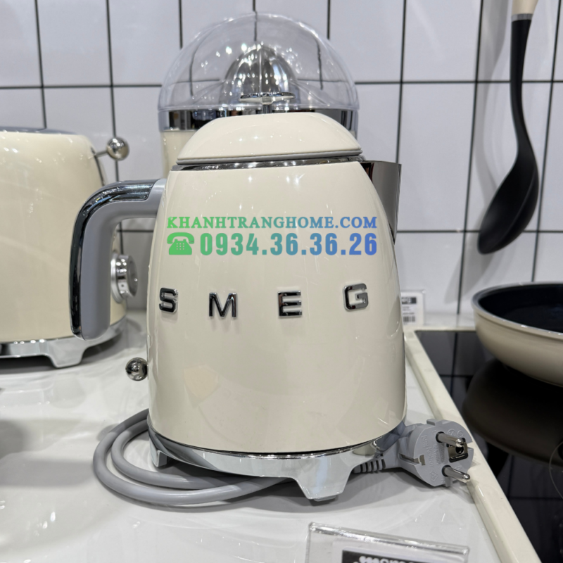 ẤM ĐUN NƯỚC THẬP NIÊN 50 MÀU KEM SMEG KLF03CREU 535 43 675 - 12