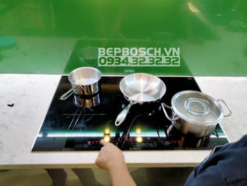 BOSCH PIE875DC1E Serie 8