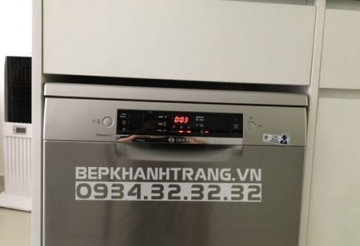 Máy rửa chén độc lập BOSCH SMS46GW01P|Serie 4 - 15