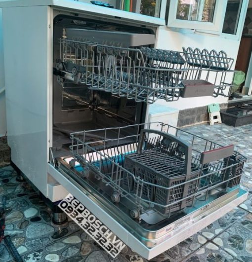 Máy rửa chén độc lập BOSCH SMS46GW01P|Serie 4 - 63