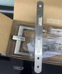 Bộ Khóa Cửa Tay Nắm Chụp DIY Hafele 499.63.803 Tay Nắm Dáng Vuông Square Shape - 106 Bộ Khóa Cửa Tay Nắm Chụp DIY Hafele 499.63.803 Tay Nắm Dáng Vuông Square Shape - 105