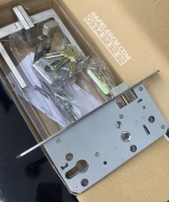 Bộ Khóa Cửa Tay Nắm Chụp DIY Hafele 499.63.803 Tay Nắm Dáng Vuông Square Shape - 120 Bộ Khóa Cửa Tay Nắm Chụp DIY Hafele 499.63.803 Tay Nắm Dáng Vuông Square Shape - 119