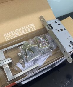 Bộ Khóa Cửa Tay Nắm Chụp DIY Hafele 499.63.803 Tay Nắm Dáng Vuông Square Shape - 122 Bộ Khóa Cửa Tay Nắm Chụp DIY Hafele 499.63.803 Tay Nắm Dáng Vuông Square Shape - 121