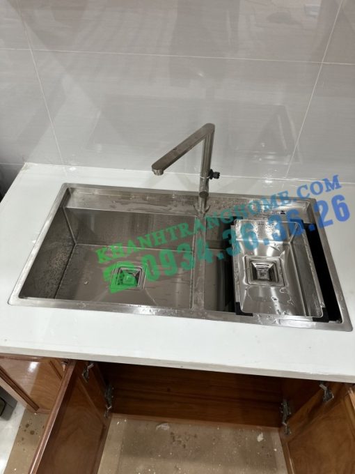 Chậu rửa chén Malloca MS 6304T - 75