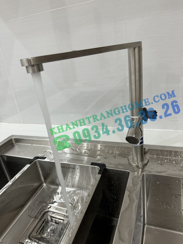 z5122606996944 0dbc88ae7047aa072c43a36cdf6acdca - Vòi Rửa Chén Malloca K061-S - Vòi inox 304