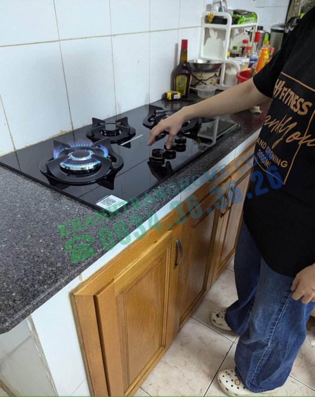 Bếp ga âm 80cm UltimateTaste 300 với 3 vùng nấu Electrolux EHG8321BC - 17