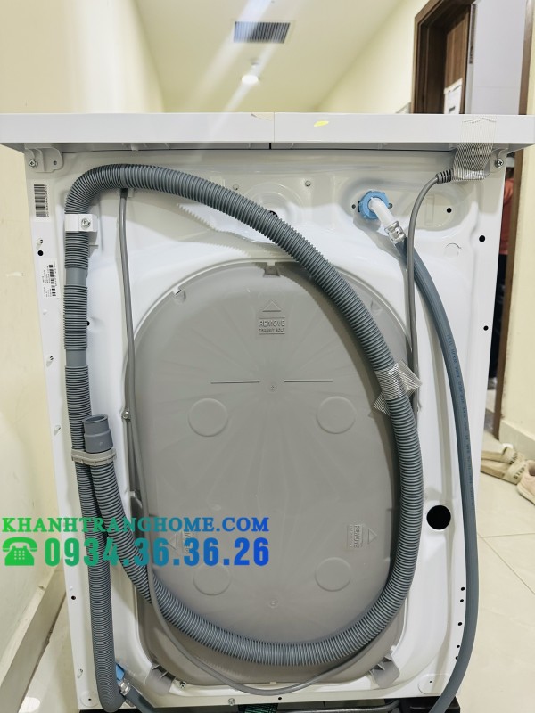 Máy giặt cửa trước 10kg UltimateCare 700 Electrolux EWF1042Q7WB - 100