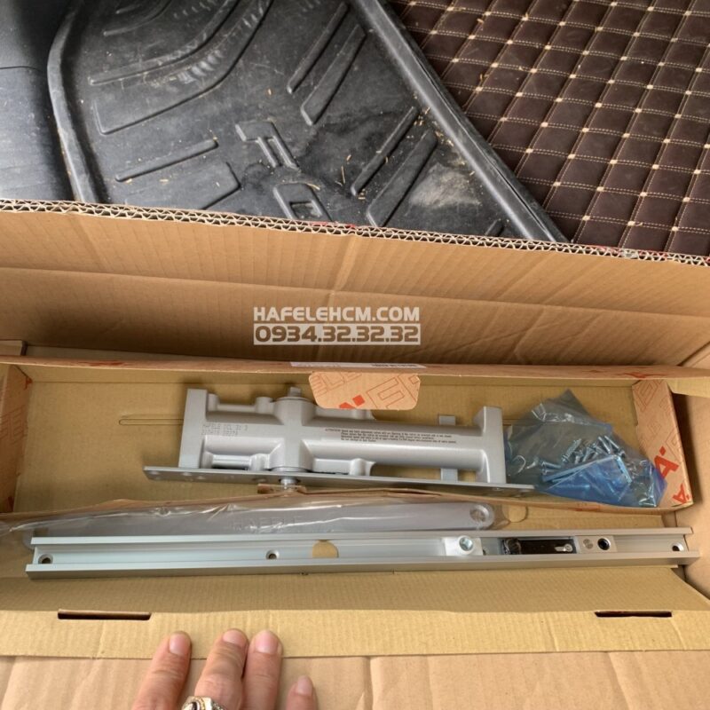 Thiết Bị Đóng Cửa Tự Động 60Kg DCL31 Hafele 931.84.019