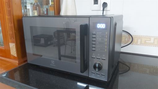 Lò vi sóng kết hợp nướng Electrolux EMG25D22BM - 17