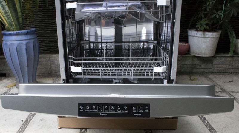 Máy rửa chén độc lập Dishwasher TOM 4304-W15