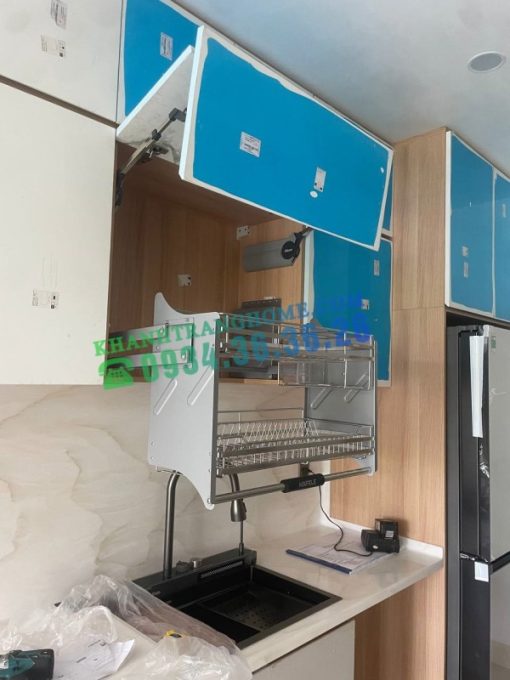 Giá bát nâng hạ Hafele kèm ống đựng đũa 800mm 504.76.142 - 9