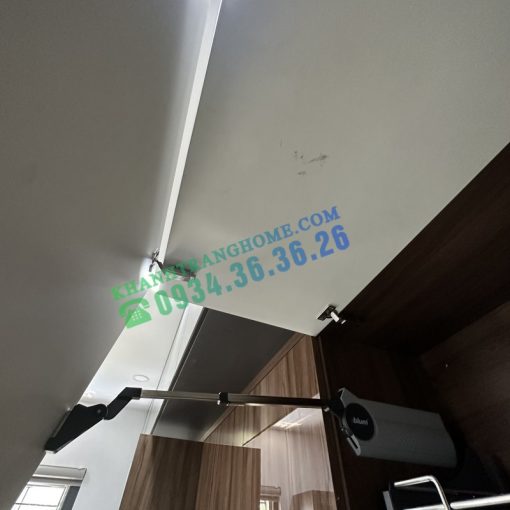 Tay nâng Blum HF22 560-710mm 20F2200 20F3500 - 17