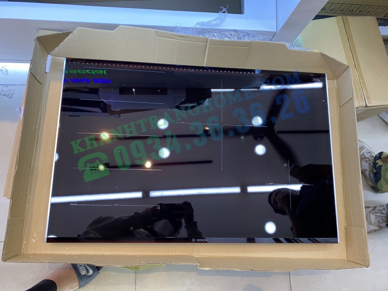 BẾP TỪ BOSCH SERIE 8 PXE875DC1E ĐA ĐIỂM 4 VÙNG NẤU 7400W - 52