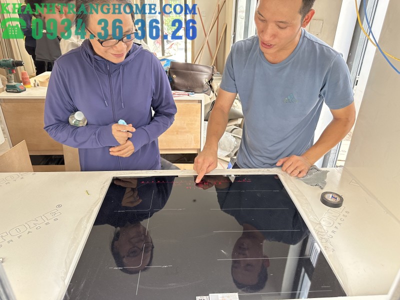 BẾP TỪ BOSCH PXE675DC1E SERIE 8 4 VÙNG NẤU - 190