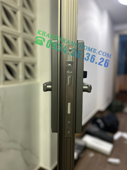 Khóa thông minh DEMAX SL688GS LUX tiêu chuẩn Đức - 25