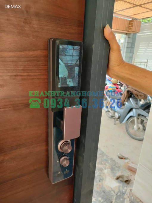 Khóa thông minh DEMAX SL968 CNC BROWN tiêu chuẩn Đức - 19
