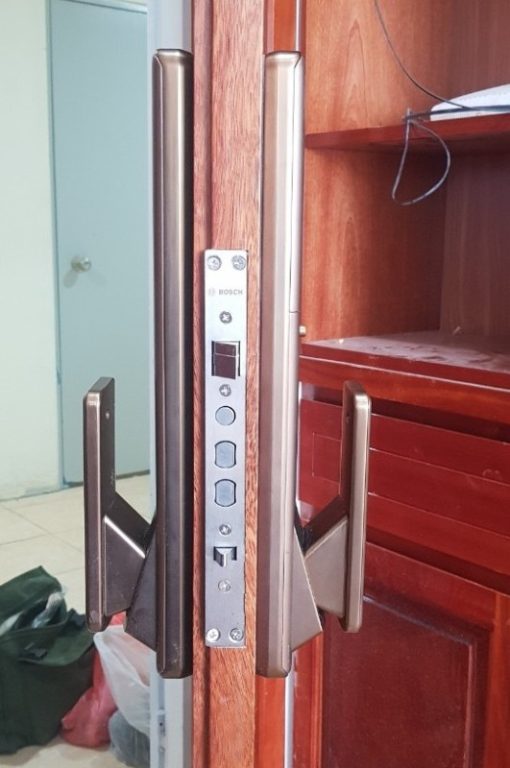 KHÓA CỬA VÂN TAY BOSCH FU750 EU MÀU ĐEN - 15