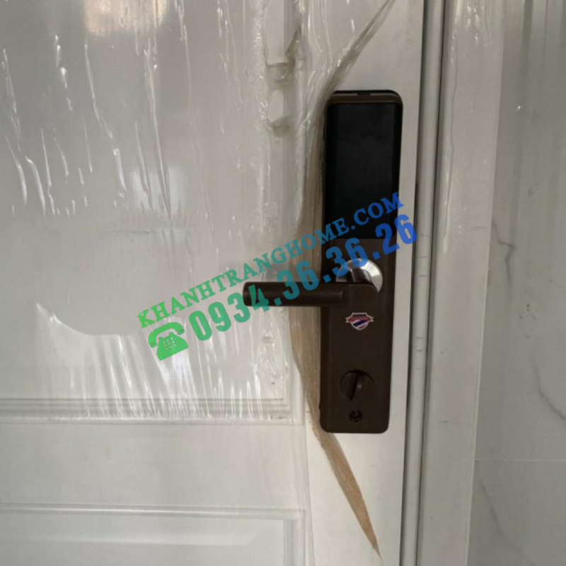 KHÓA CỬA VÂN TAY HUBERT HB CG59 AMBER GOLD - 7 KHÓA CỬA VÂN TAY HUBERT HB CG59 AMBER GOLD