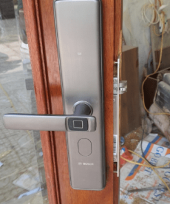 KHÓA CỬA ĐIỆN TỬ BOSCH ID 30B DE MÀU ĐEN - 38 KHÓA CỬA ĐIỆN TỬ BOSCH ID 30B DE MÀU ĐEN - 37