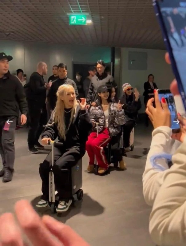 Vali điện Airwheel SE3S