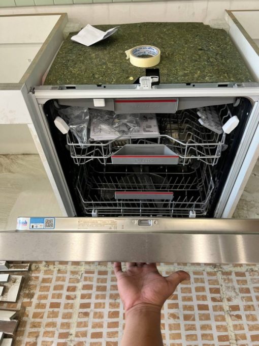 Máy rửa bát bán âm Bosch SMI4HCS48E serie 4 - 80
