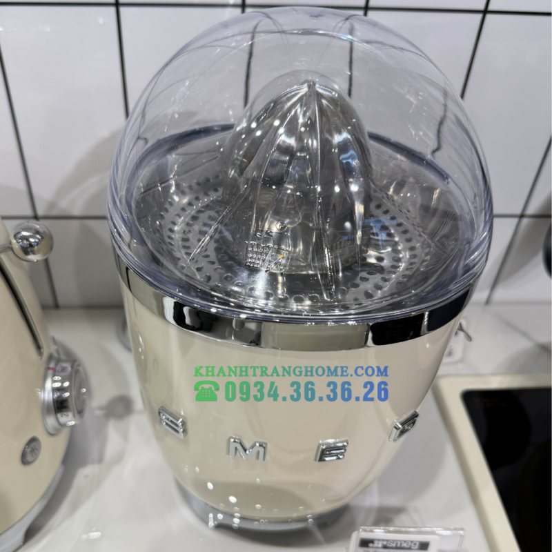 Máy vắt cam SMEG CJF01CREU 535 43 645 - 13 Máy vắt cam SMEG CJF01CREU 535 43 645 - 12