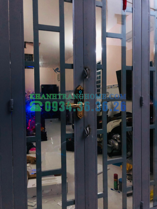 Khóa cửa vân tay DEMAX SL280 GOLD tiêu chuẩn Đức - 17