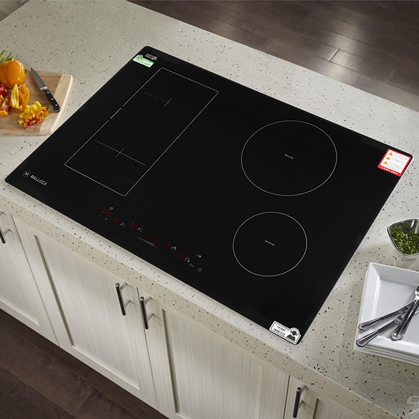 1 vài ưu điểm của bếp từ 4 vùng nấu Malloca