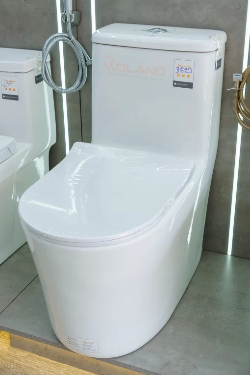 Bồn Cầu Một Khối Roland 3620 - 7