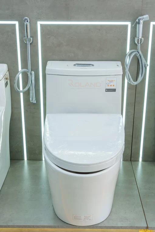 Bồn Cầu Một Khối Roland 3610 - 7