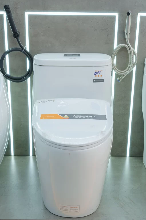 Bồn Cầu Một Khối Roland 3607 - 7