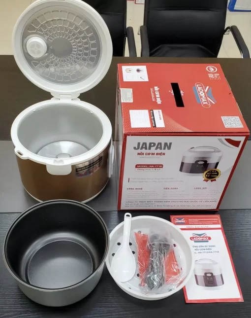 Nồi cơm điện 1.2 Lít Ladomax HA-7712 - 9