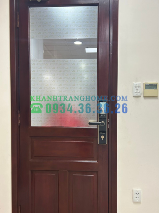Khóa cửa vân tay DEMAX SL-C626 CG tiêu chuẩn Đức - 13