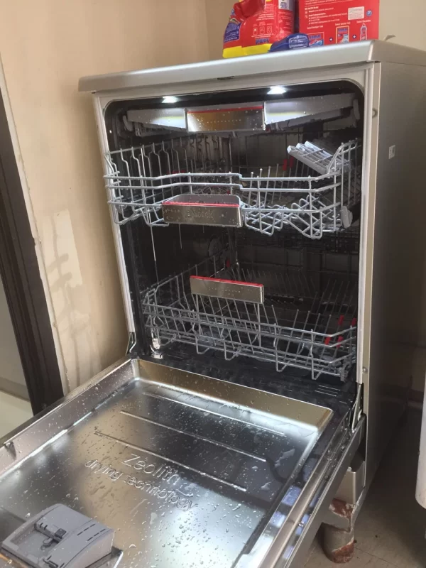 Tại Sao Nên Chọn Máy Rửa Chén Bát Độc Lập Bosch SMS6ZCI49E Serie 6? - 3