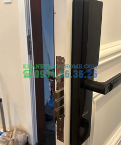 Khóa cửa vân tay DEMAX SL-C622 BL tiêu chuẩn Đức - 38 Khóa cửa vân tay DEMAX SL-C622 BL tiêu chuẩn Đức - 37