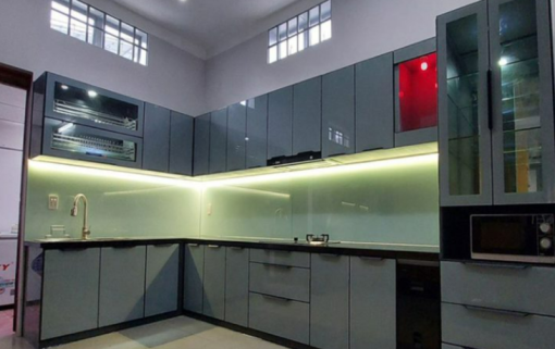 Tủ bếp treo nhôm hợp kim cánh Acrylic giá 4.000.000 - 9