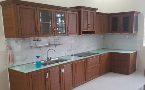 Tủ bếp treo Nhôm giả gỗ Goldoor giá 4.500.000 - 5