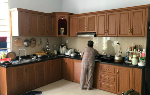 Tủ bếp treo Nhôm giả gỗ Goldoor giá 4.500.000 - 13