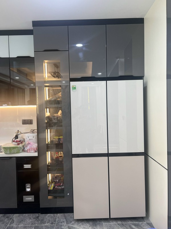 Những mẫu tủ bếp inox cánh kính đẹp năm 2024 - 6 Những mẫu tủ bếp inox cánh kính đẹp năm 2024 - 5