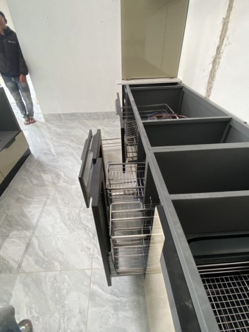 Tủ bếp inox cánh kính - 27