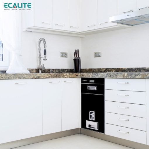 Thùng gạo điện tử gương màu đen Ecalite EL-RC300B
