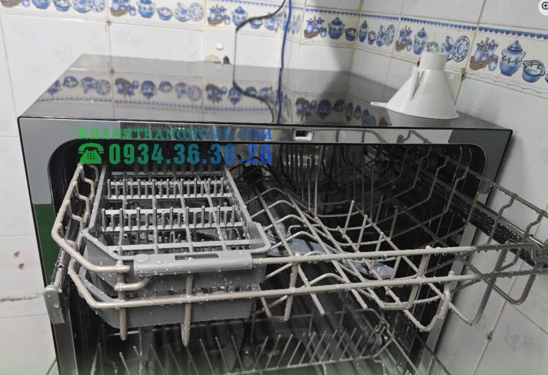 Máy rửa chén COMFEE CDW-8F60RB - screenshot 1756133204