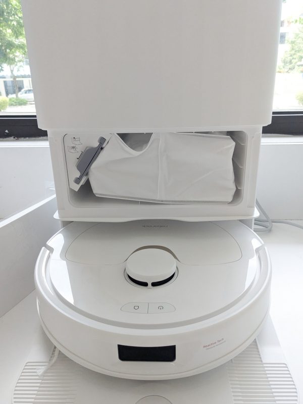 ROBOT HÚT BỤI LAU NHÀ ROBOROCK Q REVO - 92 ROBOT HÚT BỤI LAU NHÀ ROBOROCK Q REVO
