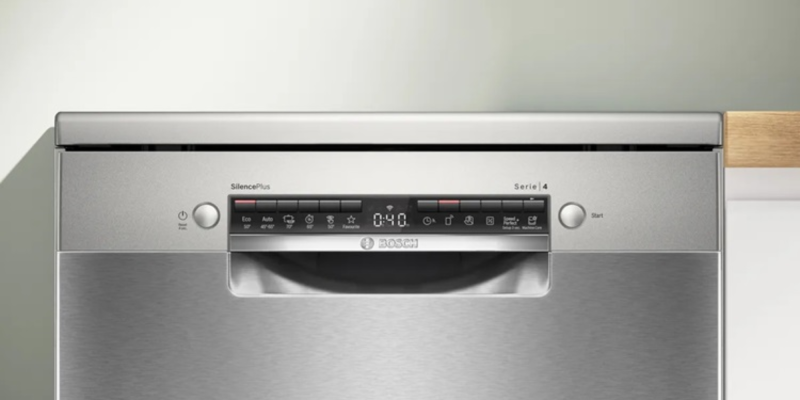 Máy rửa chén có tốn nước không? - 7 Máy rửa bát Bosch SMS4ECI14E