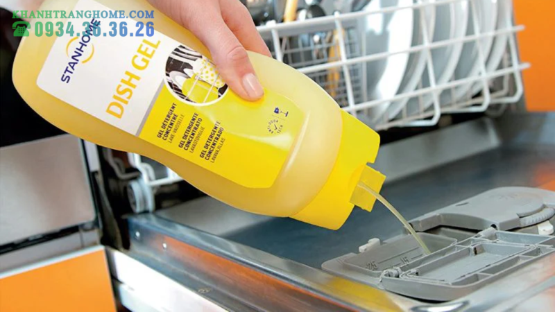 Cách Sử Dụng Xà Bông Máy Rửa Chén Đúng Cách Để Bát Đĩa Sạch Bóng - 6 Cách Sử Dụng Xà Bông Máy Rửa Chén Đúng Cách Để Bát Đĩa Sạch Bóng