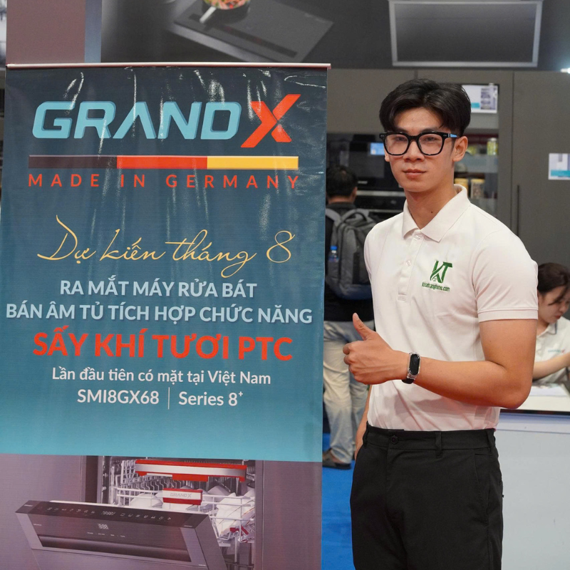 Nóng Hổi Từ Vietbuild 2025 Lần 2: Theo Chân Khánh Trang Home "Check-in" Gian Hàng Đột Phá Của GrandX - 1 Nóng Hổi Từ Vietbuild 2025 Lần 2: Theo Chân Khánh Trang Home "Check-in" Gian Hàng Đột Phá Của GrandX