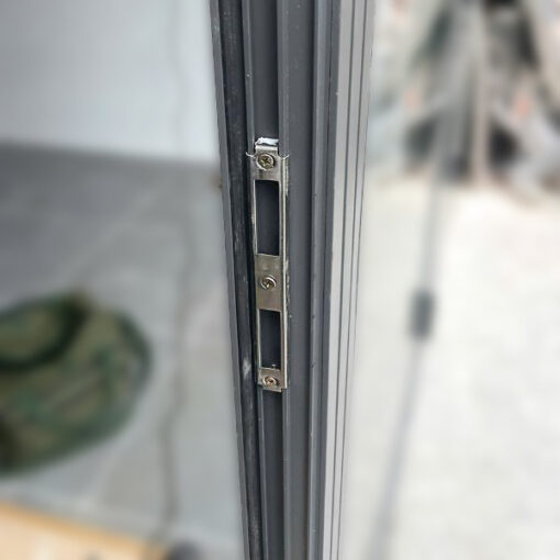Khóa cửa nhôm DEMAX EL506 BL