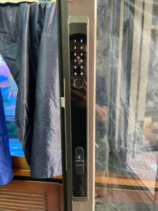 Khóa cửa nhôm Kassler KL-599 AT GREY APP WIFI+REMOTE