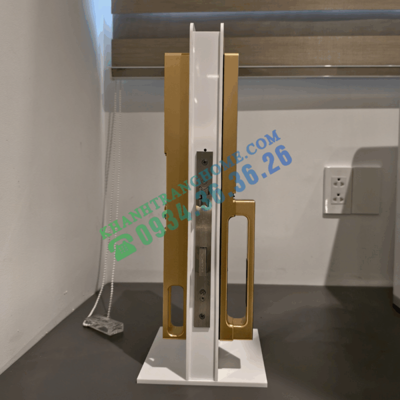 Khóa cửa nhôm Kassler KL-599 CNC-02 CHAMPAGNE GOLD