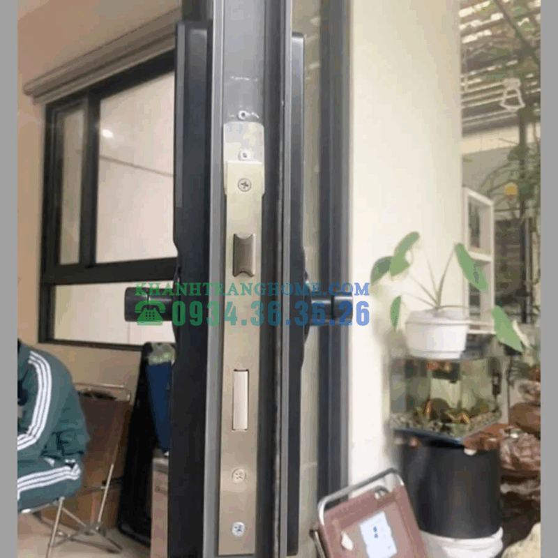 Khóa cửa nhôm Kassler KL-68 BL App - 18 Khóa cửa nhôm Kassler KL-68 BL App